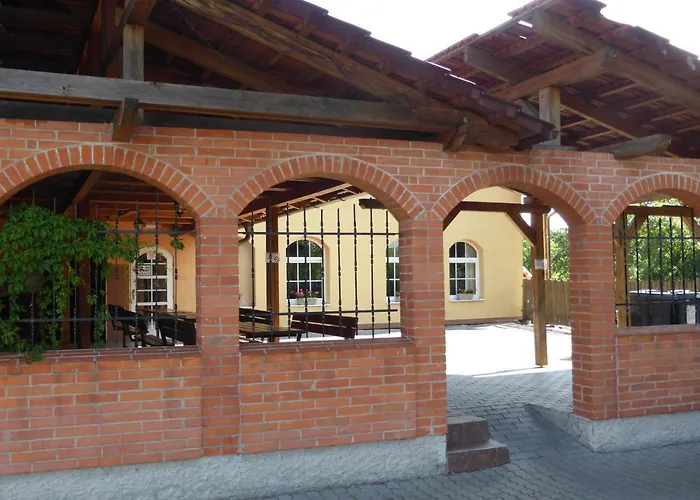 Adamcik Hustenovice